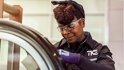 TK Elevator ofrece trabajo a técnicos de mantenimiento con formación