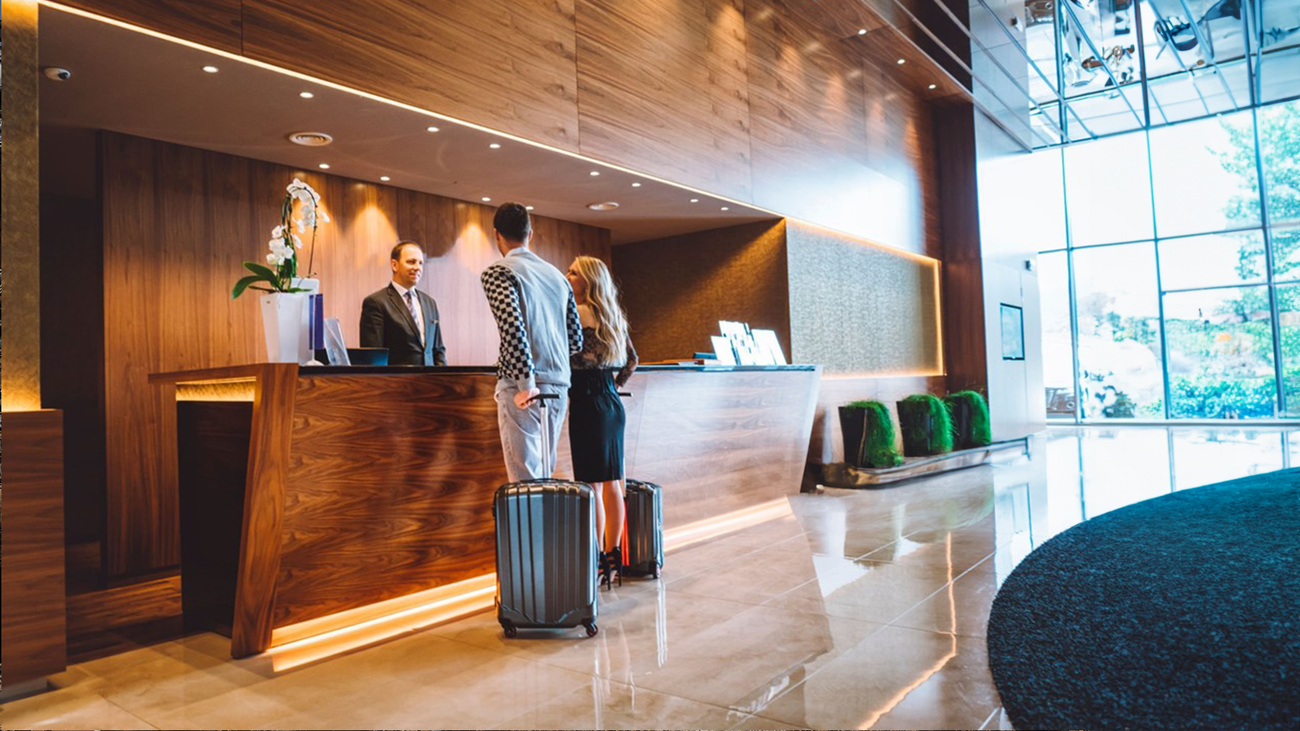 Desconcierto en los viajeros por el registro en los hoteles