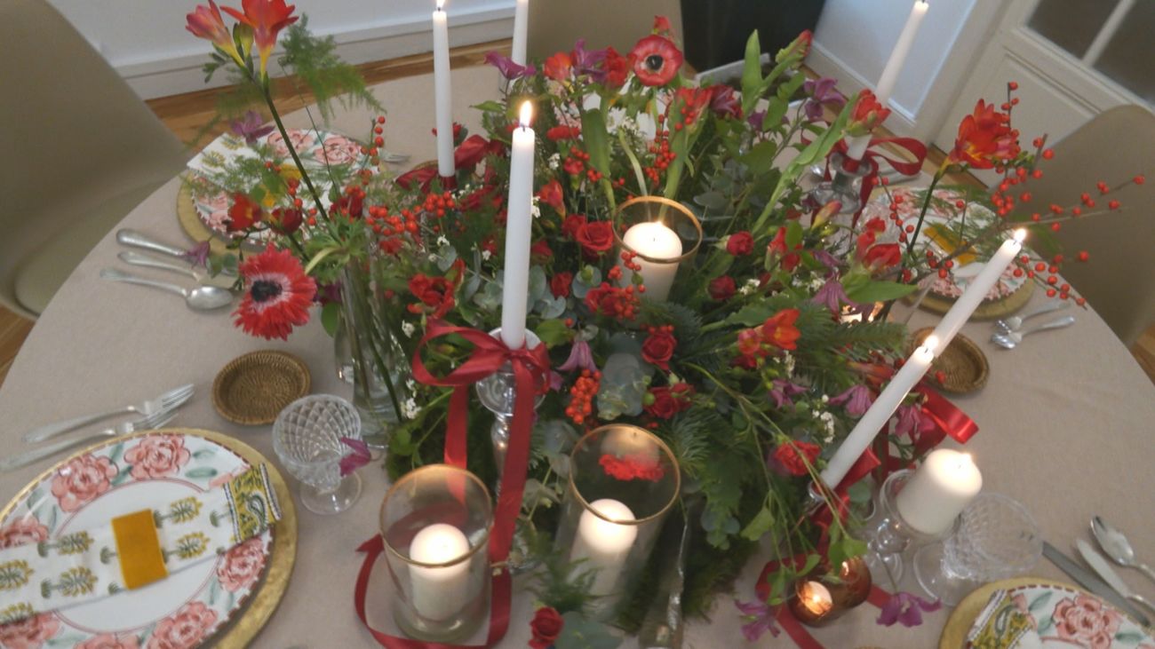 Centros florales navideños: el toque perfecto para decorar tu mesa estas fiestas