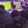 Leyendas del fútbol y streamers se enfrentan en un partido en 'Gamergy'