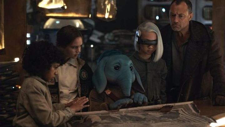 Tripulación perdida (Disney +) / Enseriados