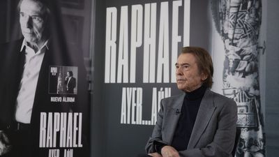 Raphael, una Nochebuena y Navidad en el Hospital 12 de Octubre de Madrid