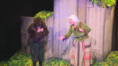 El Teatro Español, en modo Navidad con 'El niño erizo'