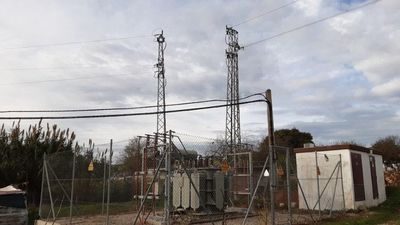 Críticas a Sánchez por reactivar el impuesto energético por la vía del decreto