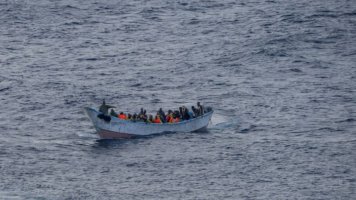 Cayuo cerca del puerto de La Restinga / EUROPA PRESS