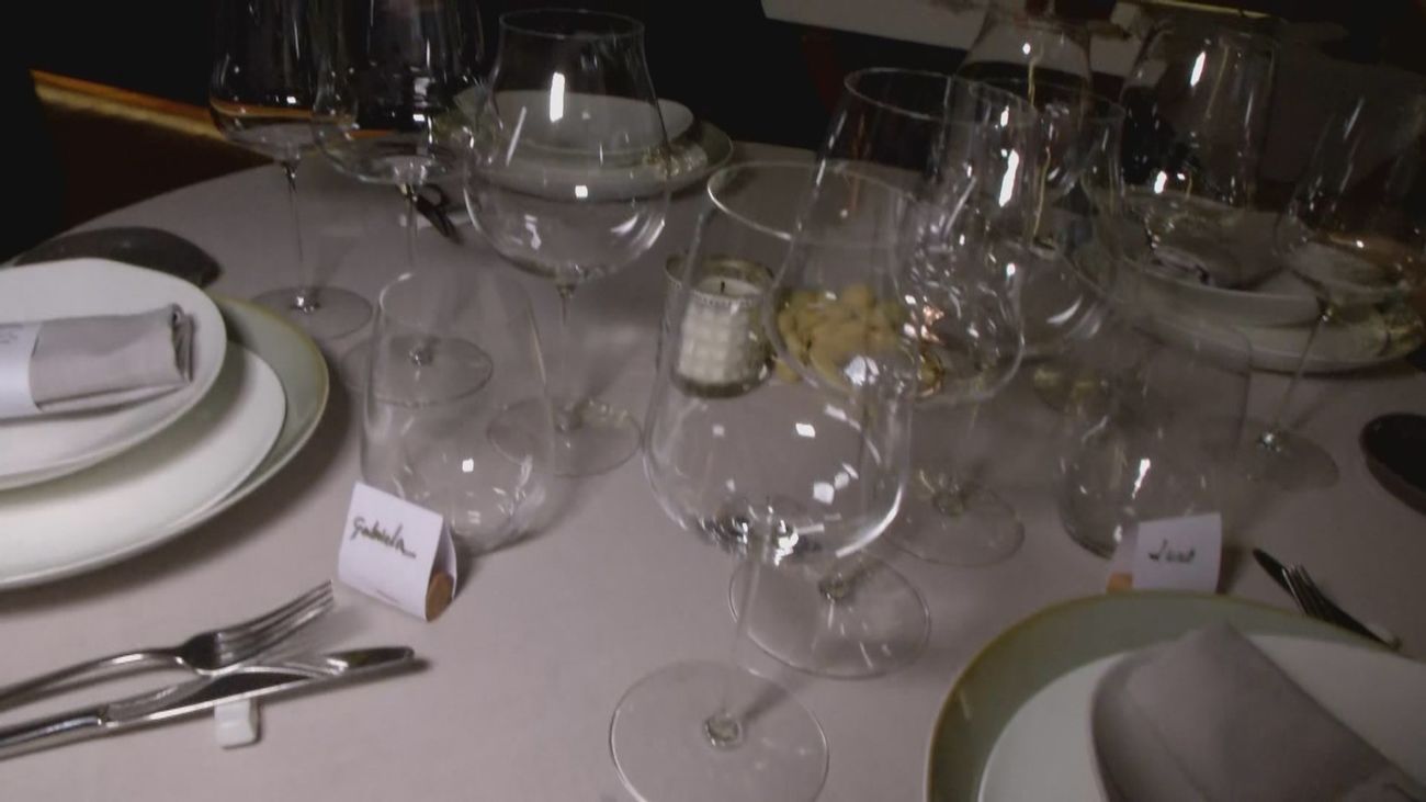 ¿Cómo debemos poner la mesa en nochevieja para triunfar con nuestros invitados?