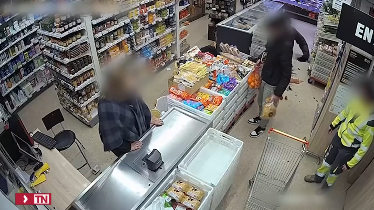 Dos detenidos por atracar a punta de pistola una tienda de alimentación en la localidad de Fonz, en Huesca
