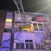 Nueve intoxicados por humo tras un incendio en un edificio de cuatro plantas en Aranjuez