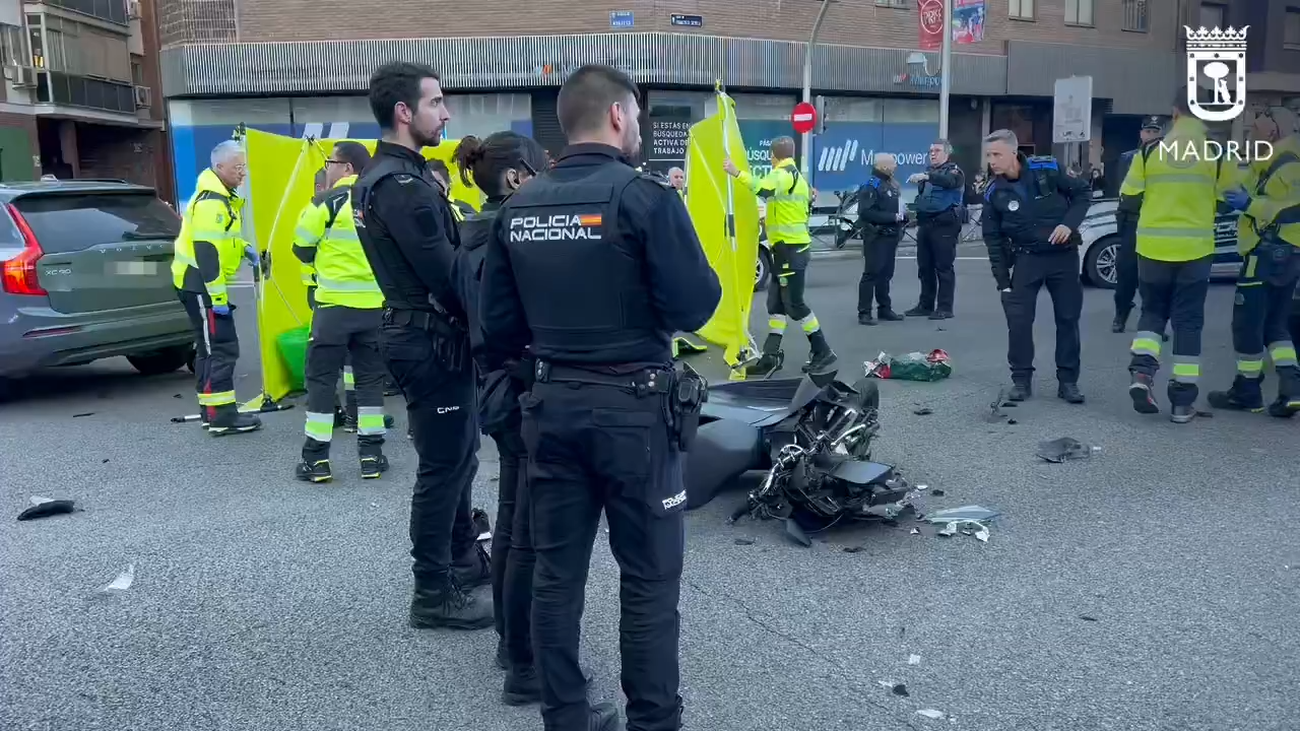 Muere un motorista de 38 años tras chocar contra un coche en Francisco Silvela