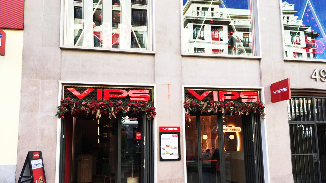 Desalojan el VIPS de Gran Vía al detectar "posibles sustancias tóxicas" procedentes de un local anexo