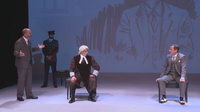 Fernando Guillén Cuervo brilla en el thriller judicial 'Testigo de Cargo' en el Teatro Fernán Gómez