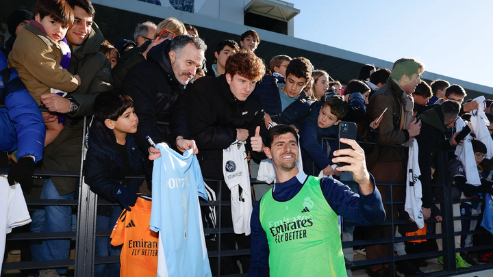 Courtois / REAL MADRID