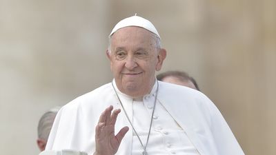 El papa Francisco ha dormido toda la noche pero su pronóstico sigue siendo "reservado"