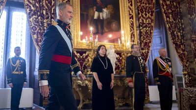 Felipe VI recibe las cartas credenciales de seis nuevos embajadores