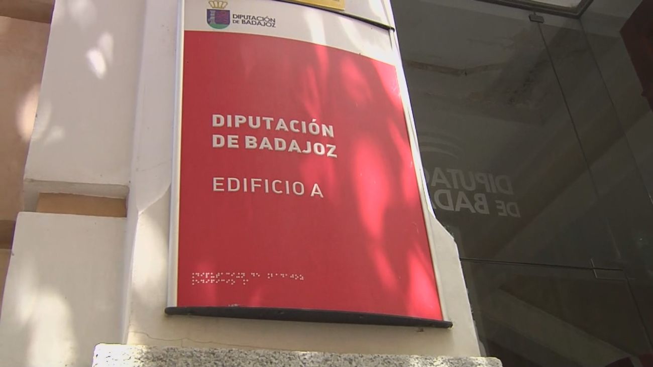 Nadie asume la responsabilidad de la creación del puesto de David Sánchez