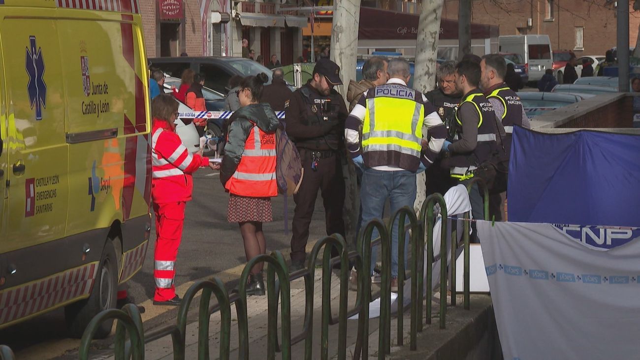 Un menor de edad mata a su padre a puñaladas en plena calle en Palencia