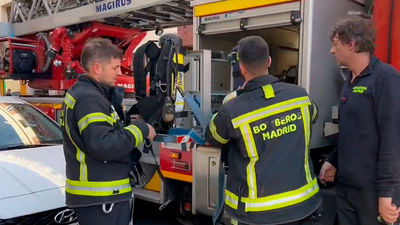 Una mujer de 88 años herida grave en un incendio en su vivienda en Carabanchel