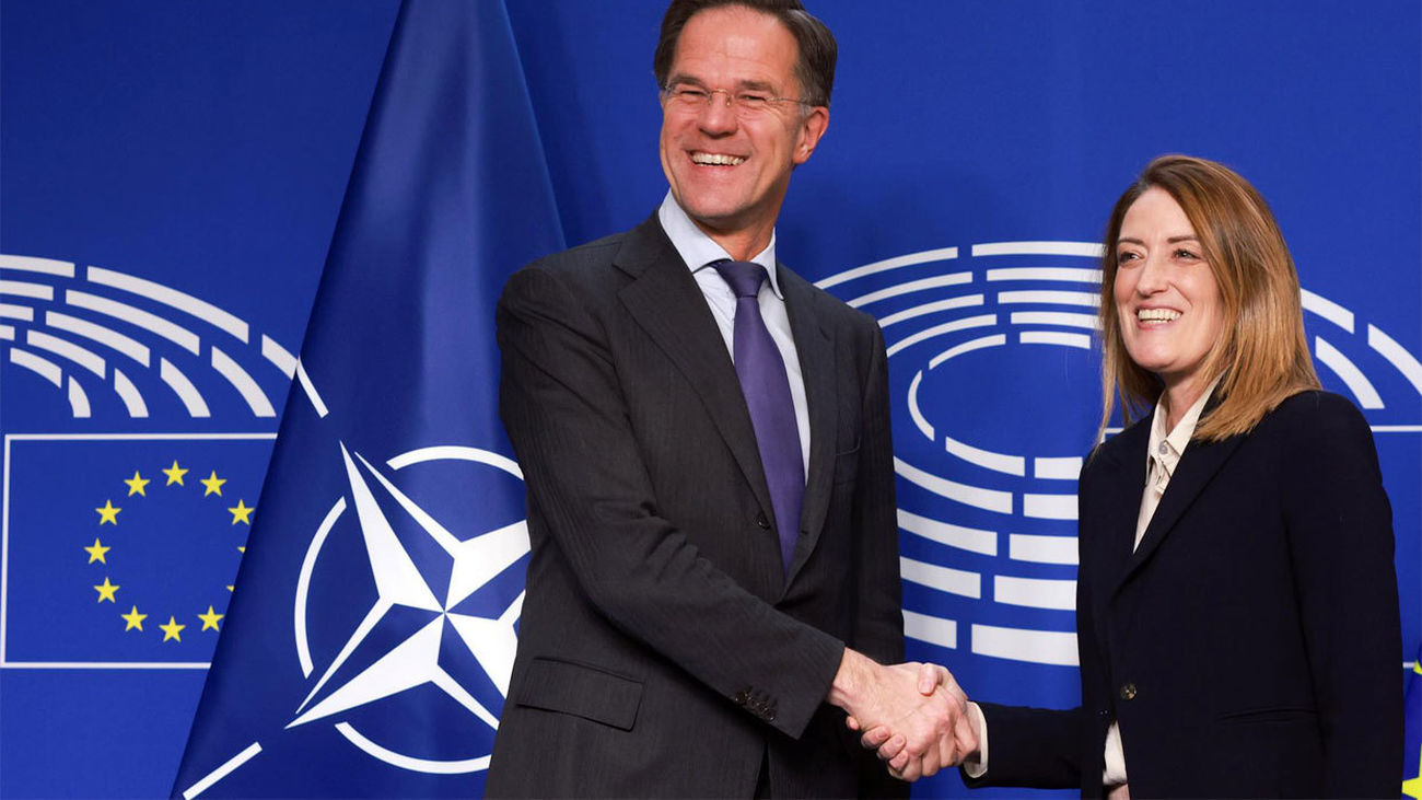 Rutte: La OTAN tendrá que gastar por encima del 3% en Defensa o empezar a "aprender ruso"