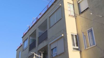 Un hombre mata de varias puñaladas a la pareja de su ex en Viana de Cega, Valladolid