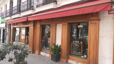 Ultramarinos Cuenllas: Un clásico en Ferraz desde 1939