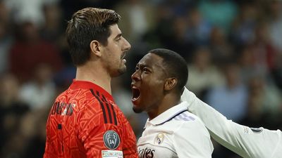 Courtois y Alaba no entran en la lista del Real Madrid para recibir al Celta en Copa