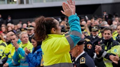 El Ayuntamiento de Madrid reconoce a los trabajadores que acudieron a las áreas afectadas por la DANA