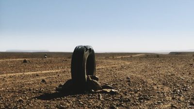 Marruecos, cruzando un lago seco