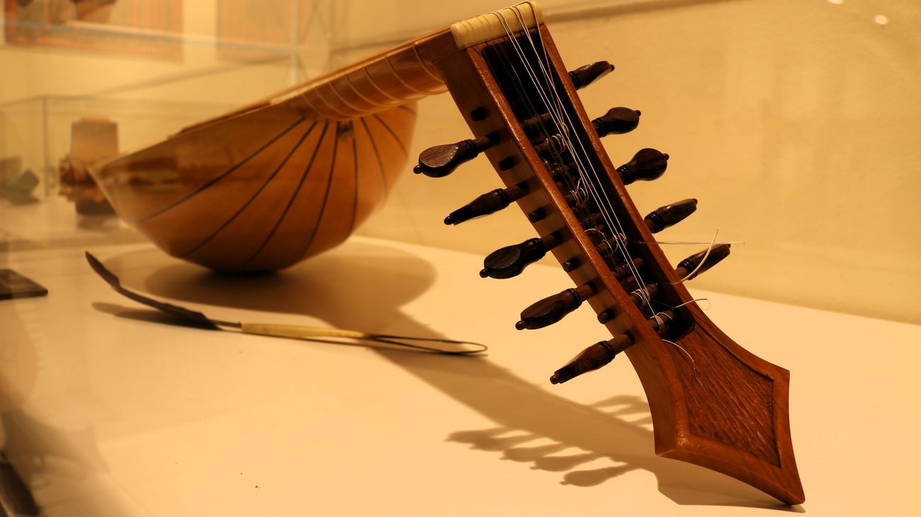 La tradición musical medieval española a través de una exposición de instrumentos en Alcalá