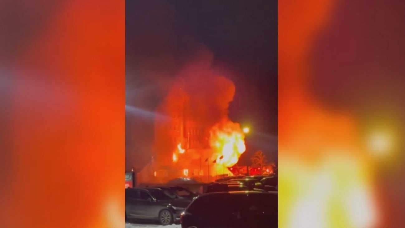 Al menos 79 personas han muerto en el incendio de un hotel en Turquía