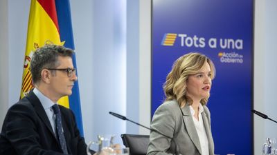 El Gobierno critica el interrogatorio del juez del caso Errejón a la actríz Elisa Mouliaá