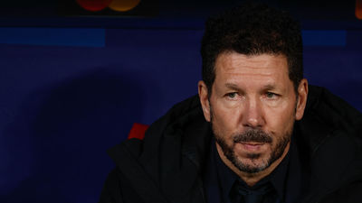 Simeone: "Julián Alvarez reúne todo para jugar en el Atlético de Madrid"