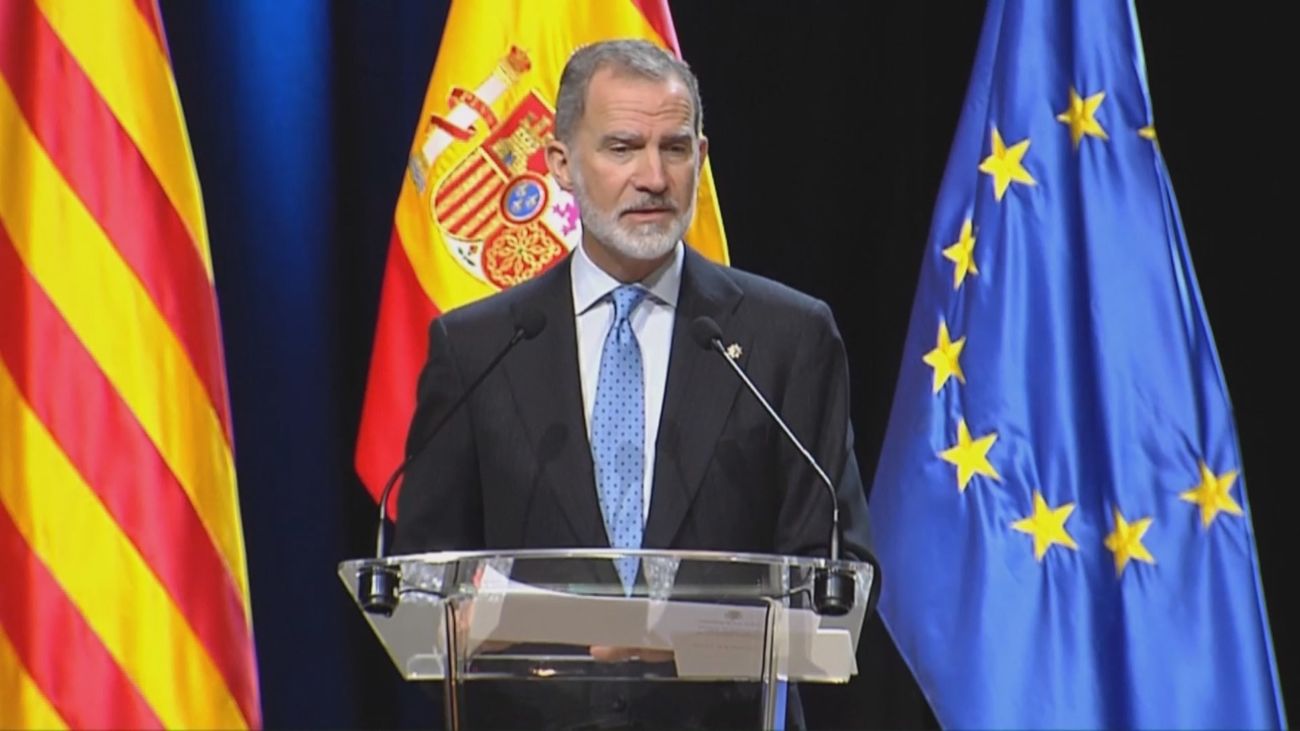 El Rey pide a los nuevos jueces una "estricta independencia" y respeto a las instituciones