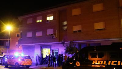 Mata a su exsuegra en Murcia, cuando ella trataba de proteger a su hija