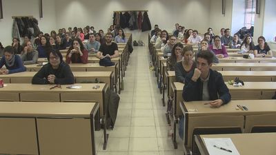 Casi 6.000 aspirantes afrontan este sábado en Madrid los exámenes del MIR