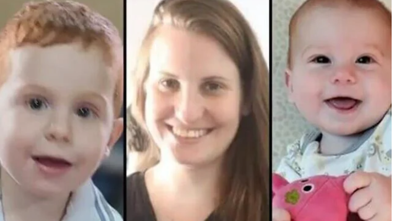 Shiri Bibas y sus hijos Ariel y Kfir