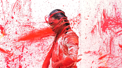 'La huella del flamenco': una exposición que fusiona pintura y danza en Carabanchel