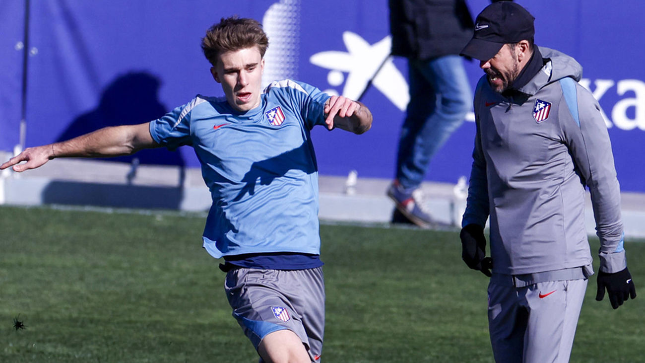 El Atlético se entrena sin Galán y Molina y con Azpilicueta en el gimnasio