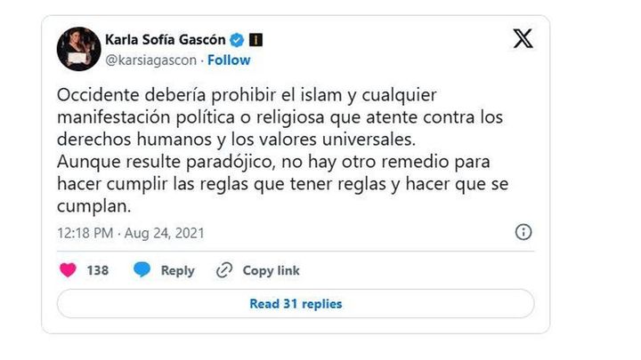 TUIT KARLA GASCON 4 / @karsiagascon