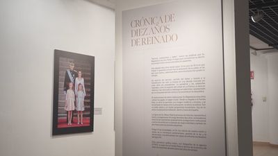 Felipe VI y su 'Crónica de diez años de reinado', hasta el 23 de febrero en el Centro Cultural MIRA de Pozuelo