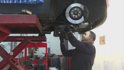 Madrid busca mecánicos para evitar el cierre de más talleres