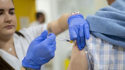 5 años de la Covid en España, ya convertido en un virus respiratorio más
