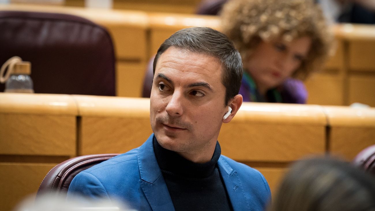 Juan Lobato en una sesión del Senado