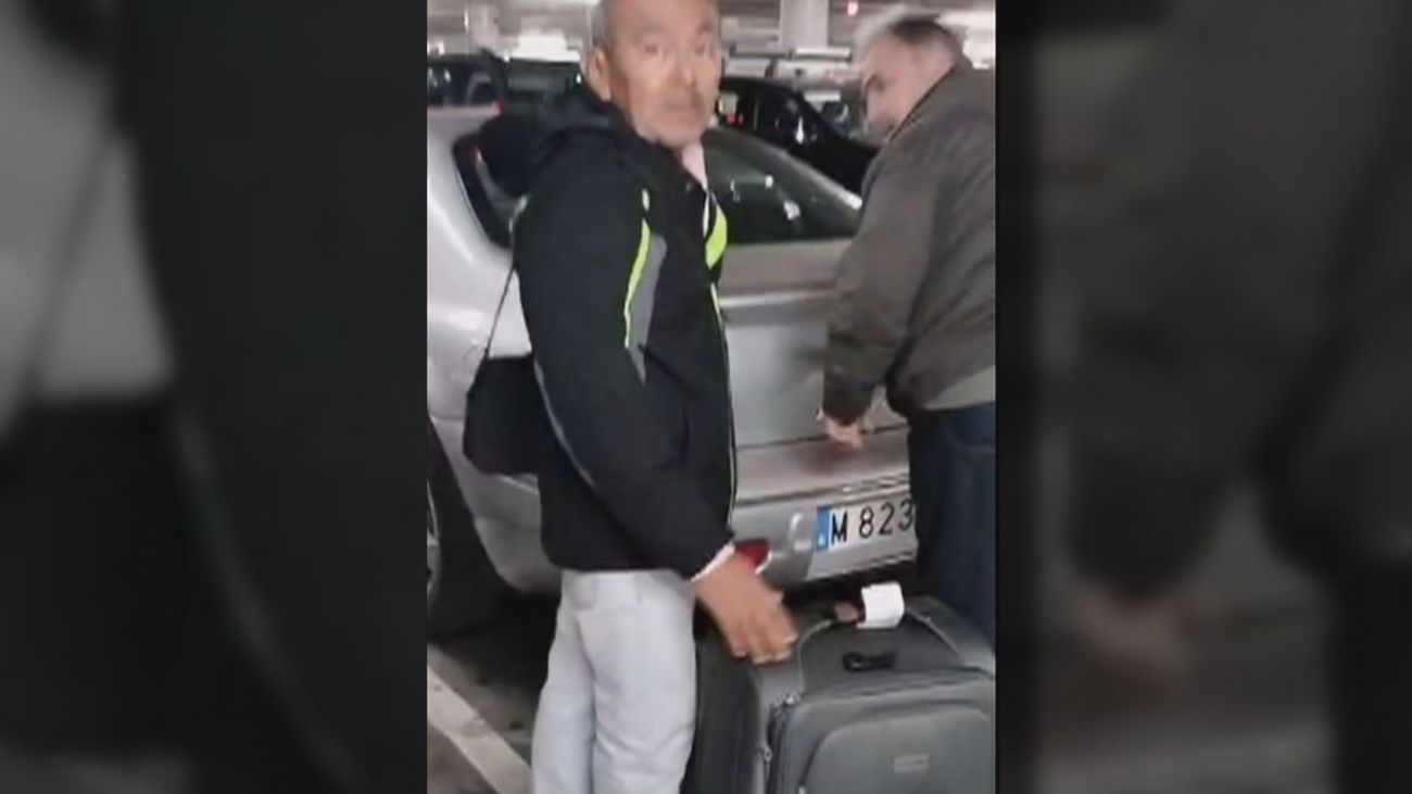 A la caza del 'taxi pirata' en Barajas: "Me han amenazado de muerte"