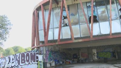 El declive de la London School de Majadahonda: de universidad a refugio para sintecho