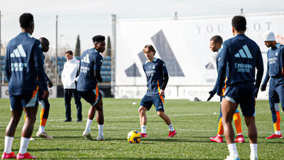 Ancelotti no recupera efectivos en la vuelta a los entrenamientos