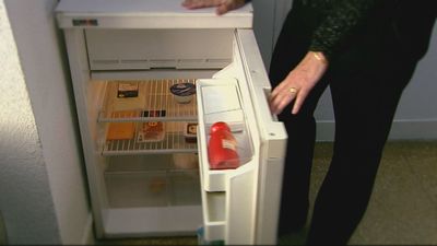 La población española en riesgo de pobreza cae a su nivel más bajo en 10 años