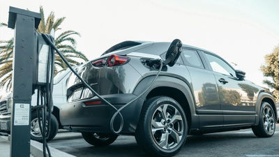 Los coches 'ecológicos' en circulación representan el 9,1% del parque móvil de nuestra Comunidad