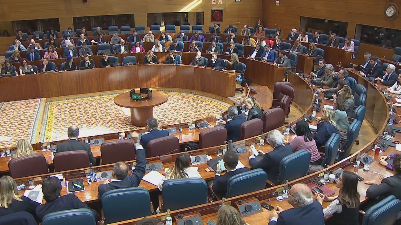 Enfrentamiento en redes sociales por la gestión de las residencias madrileñas en la pandemia