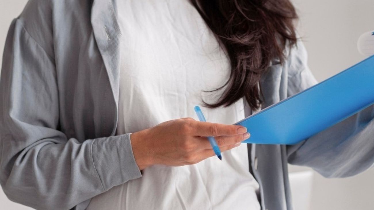 Más de 200 sanitarios han sido denunciados en el último año en Cataluña por atender en castellano