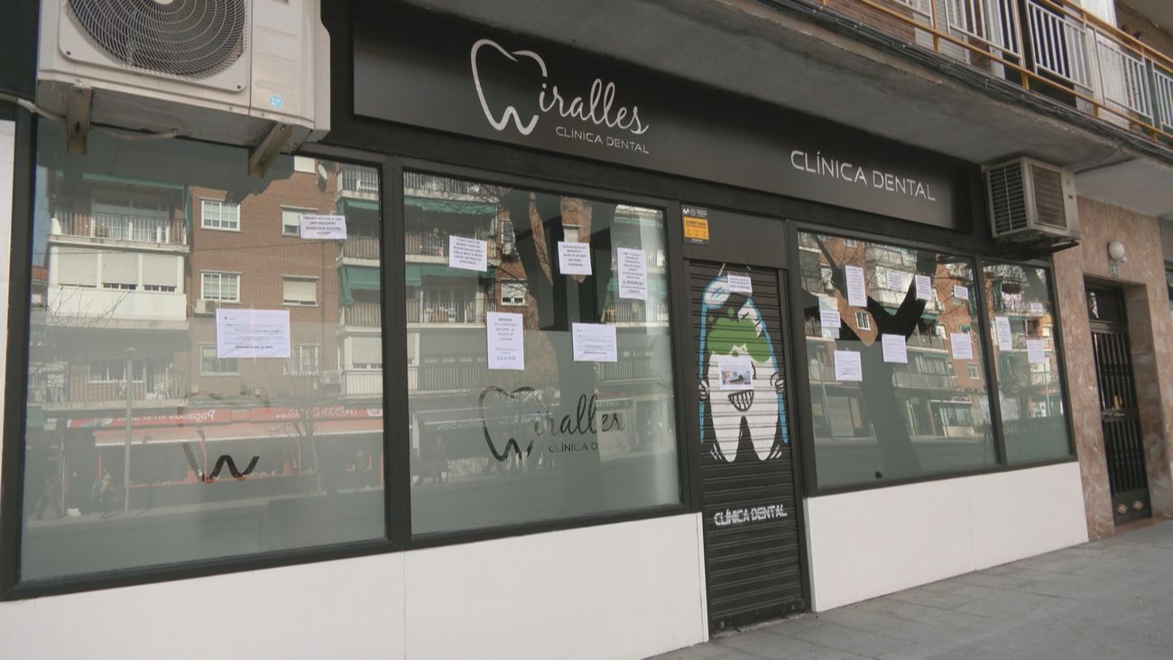 Deja de pagar el alquiler de su clínica y estafa a sus clientes en Coslada